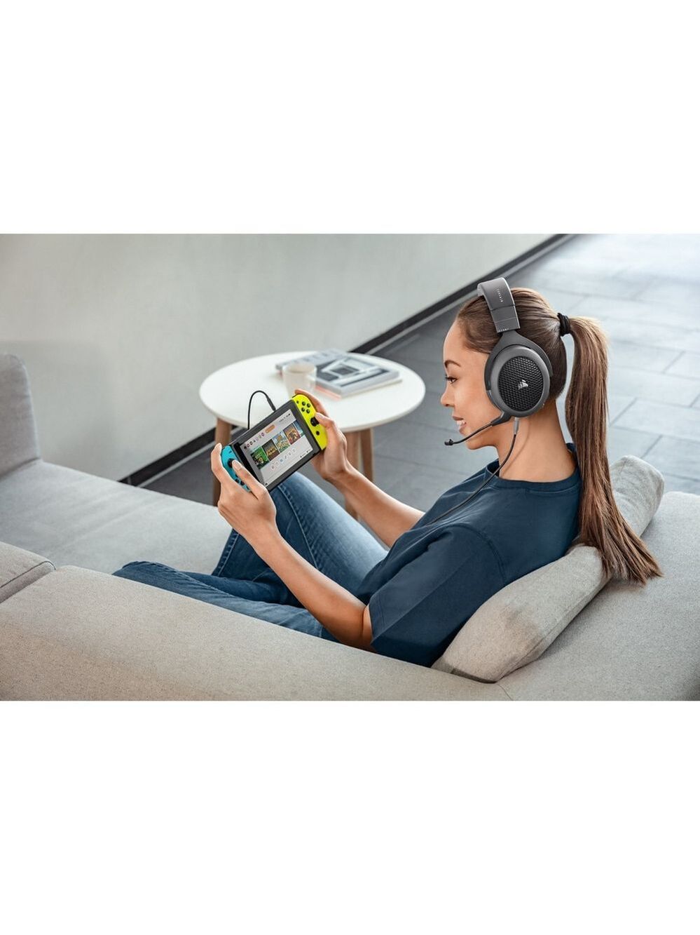 Corsair HS70 Bluetooth Gaming Headset in Black - Picture 4 of 13